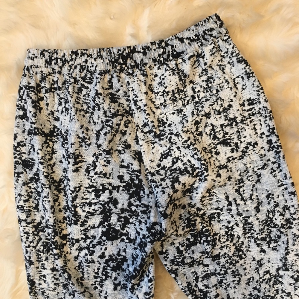 H&M Patterned Draw String Trousers - Picture 5 of 5